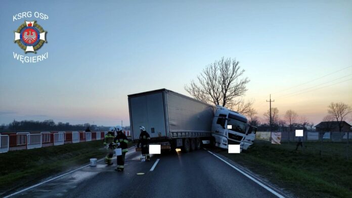 wypadek fot. OSP KSRG Węgierki