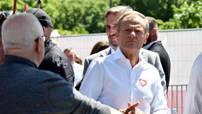 Marsz 4 czerwca, Warszawa, Donald Tusk, Lech Wałęsa fot. K. Adamska