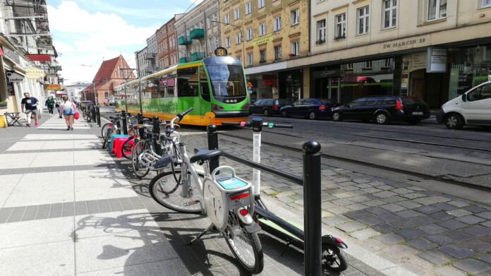 stojaki rowerowe, Święty Marcin fot. T. Dworek