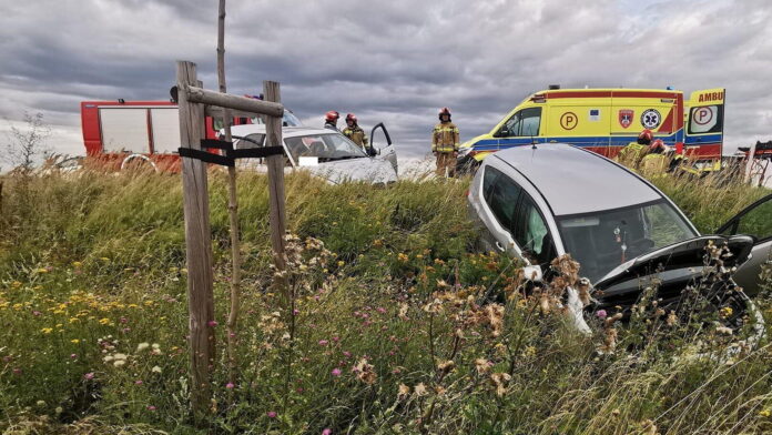 wypadek między Strykowem a Granowem fot. OSP Granowo