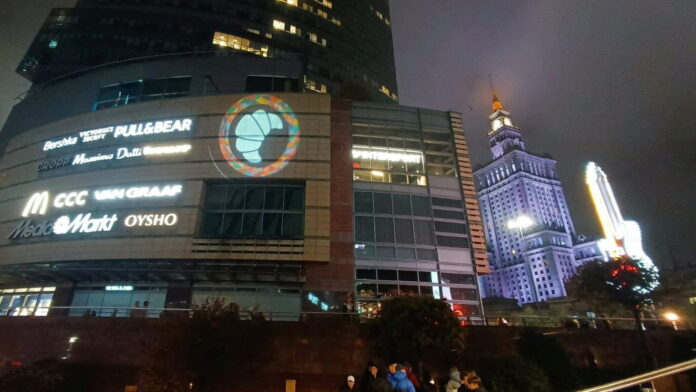 hologram rogala w Warszawie fot. UMP