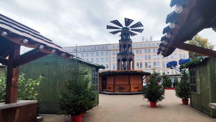 budowa Betlejem Poznańskiego, plac Wolności fot. K. Adamska