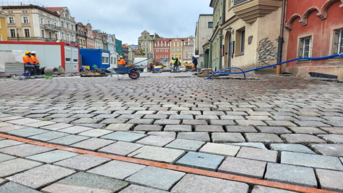 nowa nawierzchnia Starego Rynku fot. PIM
