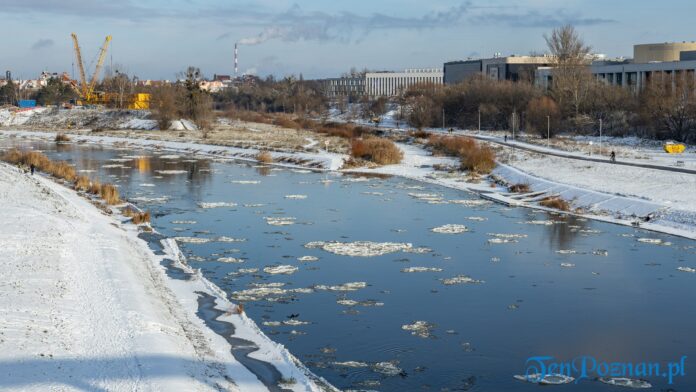 Rzeka Warta zima fot. Sławek Wąchała