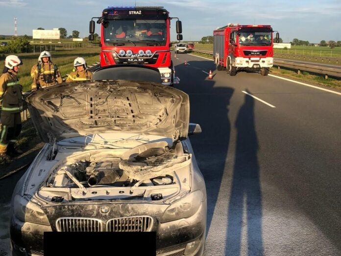 Pozar Na A2 Fot. Ochotnicza Straz Pozarna W Kleszczewie