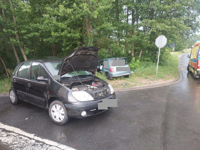 Wypadek Cztery Samochody